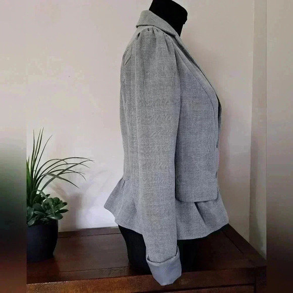❤️ Max Studio Grey Plaid Blazer Women's Size 2 Long  Sleeved - Picture 4 of 13
